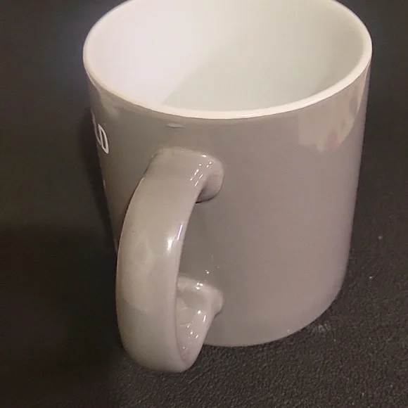 "I Can't Be Held Responsible For What My Face Does When You Talk" Sarcastic Mug - Picture 3 of 7